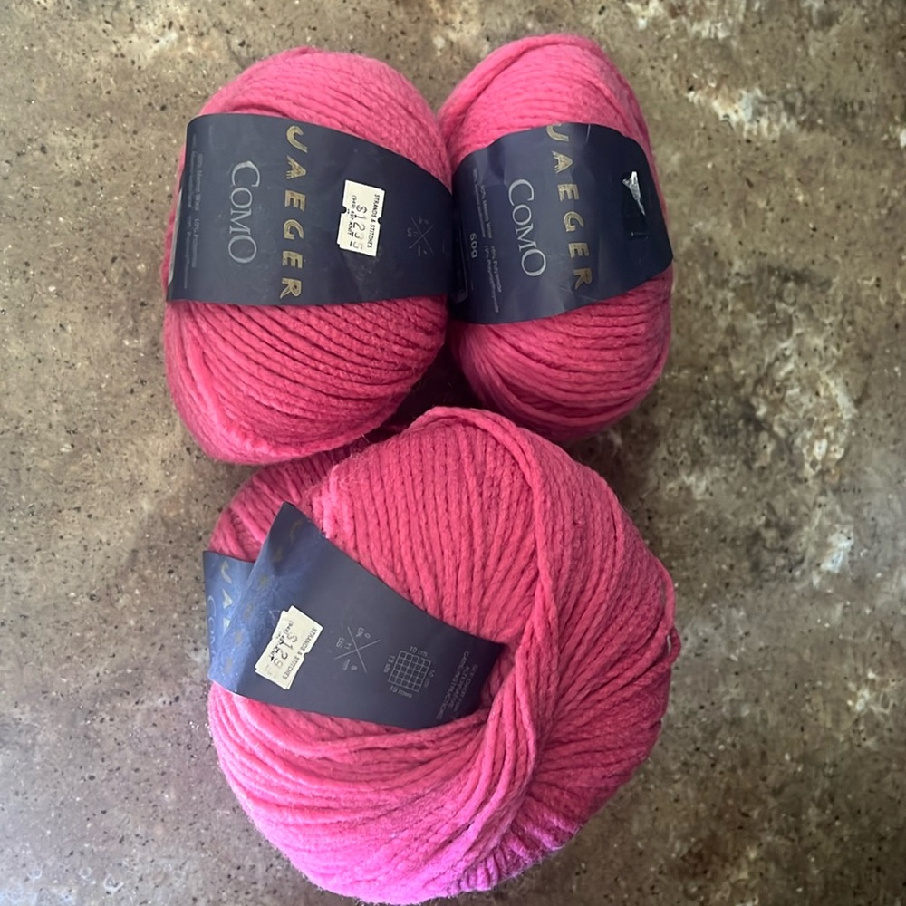 JAEGER YARN 50g 90% Merino Wool 142 yds COMO SET OF 4